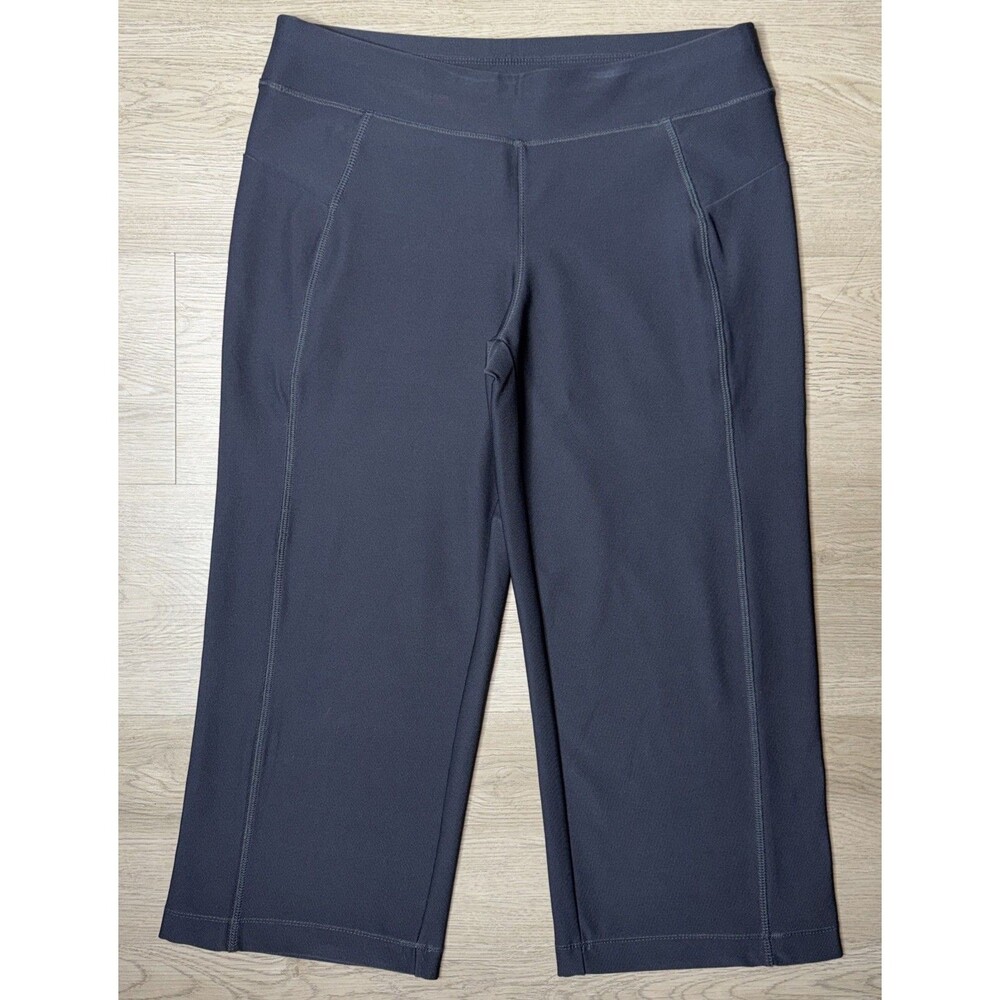 L.L. Bean Women's Size XS Petite Dark Gray Activewear Crop Capris Pants Stretch